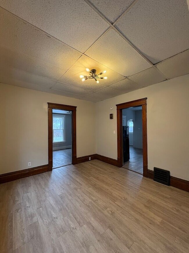 Photo - 96 Hall St Unit 1