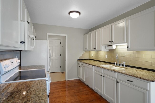 Photo - 2310 Elite Terrace