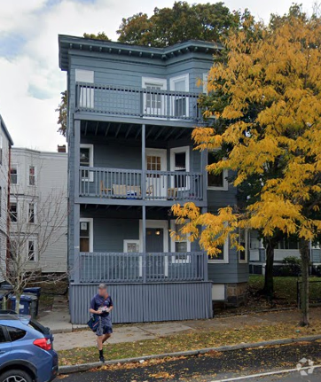 Building Photo - 530 Cambridge St Unit 3 Rental