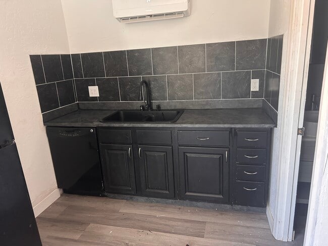 Photo - 1832 Goose Creek Pl