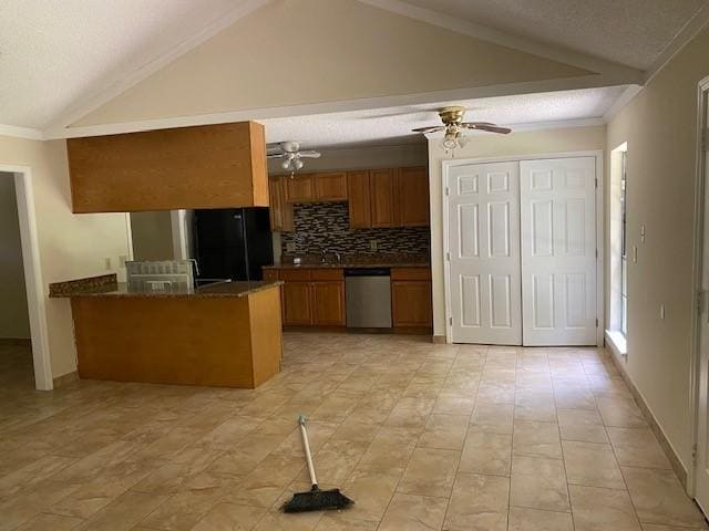 16115 Woodlawn Acres Ave