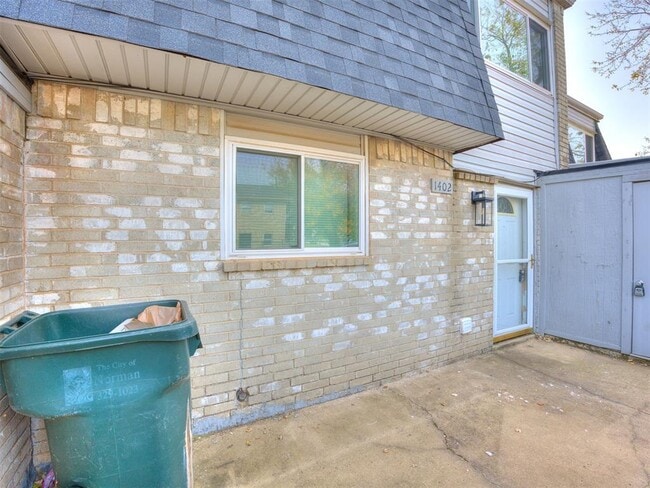 Photo - 1402 Bill Carrol Dr