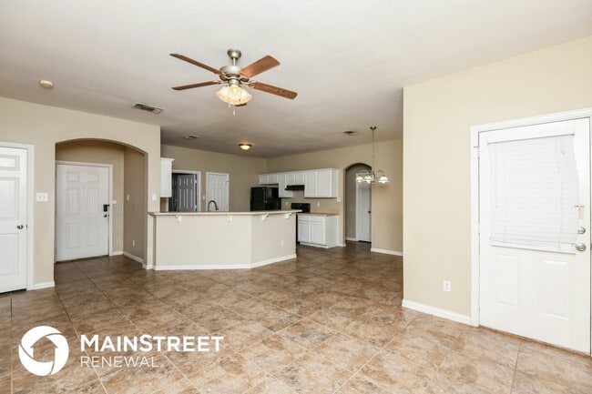 Photo - 228 Kennedy Ct