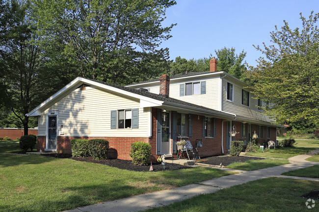 Ranch Village - Ranch Village Apartments