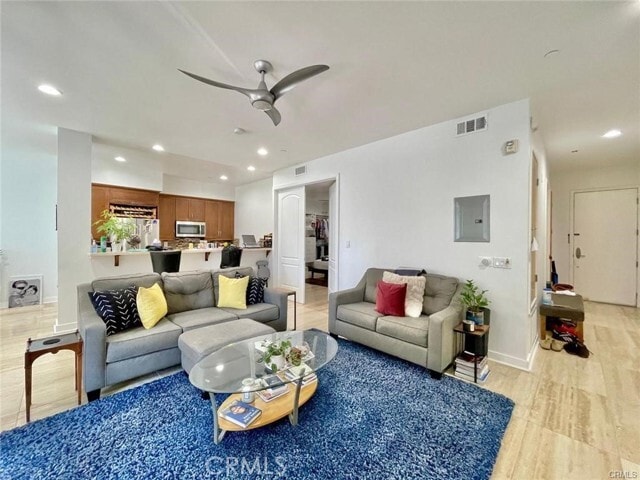 Photo - 395 E 4th St Unidad 7