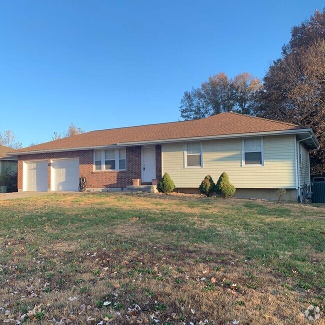 Building Photo - 125 SE 240th Rd Rental