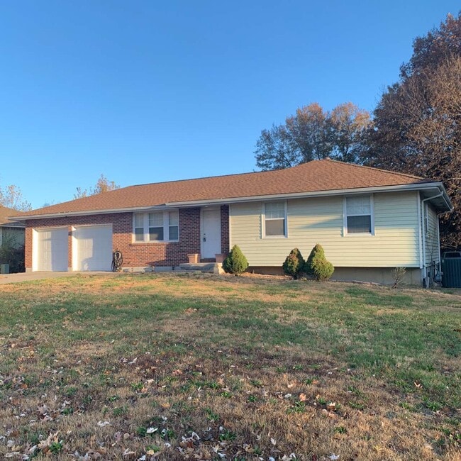 Photo - 125 SE 240th Rd House
