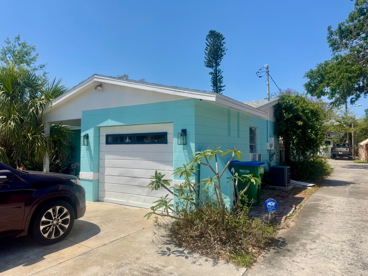 Photo - 5318 61st Way N