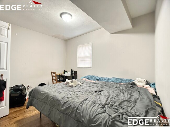 Photo - 23 Marcella St Unit 2