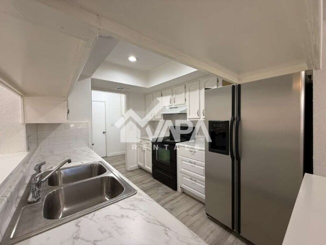 Photo - 6731 Cypress Lake Dr