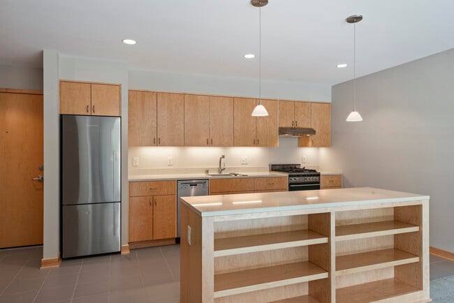 Kitchen - Greenway Village Apartments