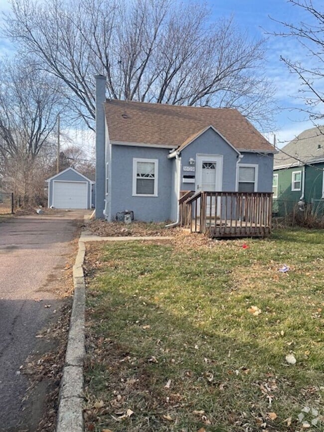 Building Photo - 1609 N Jessica Ave Rental