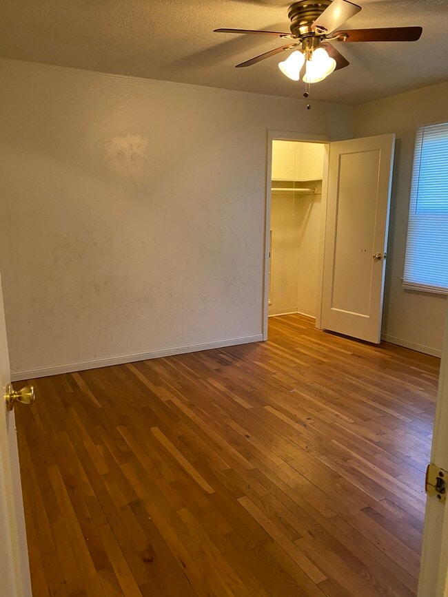 Photo - 655 E Fountain Way