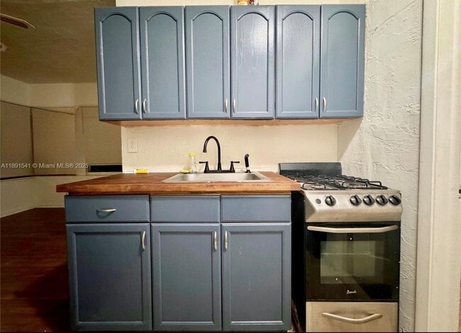 Photo - 1555 Pennsylvania Ave Unit 102