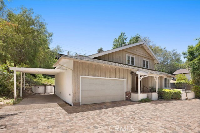 Photo - 22204 Avenue San Luis