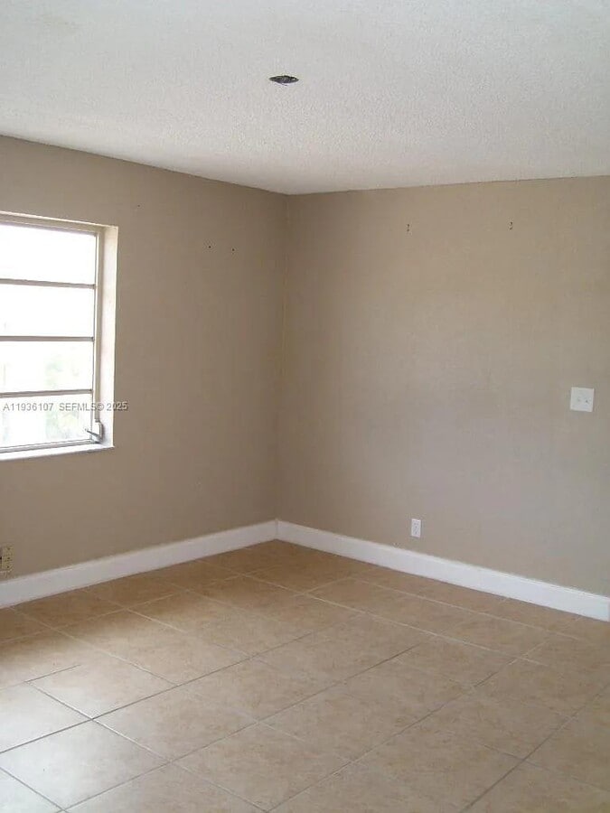 Photo - 1440 SW 4th Ave Unit 6