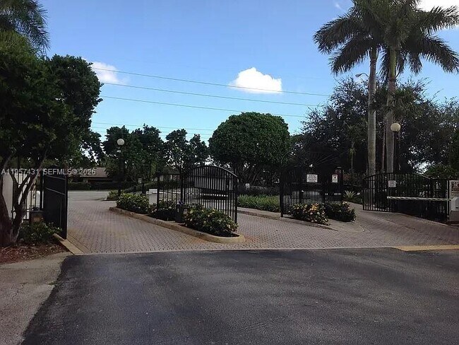 Photo - 10734 SW 117th Pl