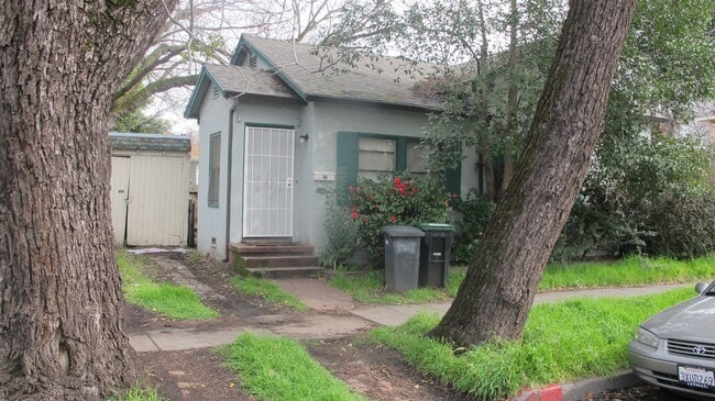 Photo - 221 Cherry Glenn Ct