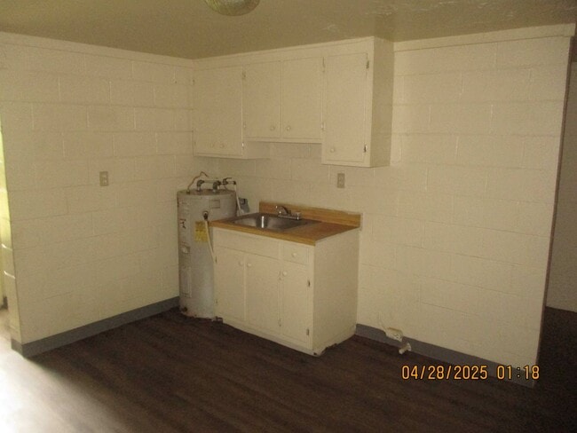 Photo - 1517 E Residence Ave