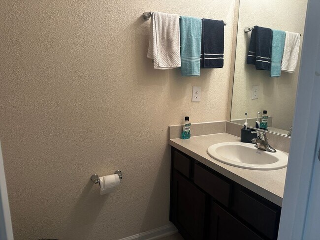 Photo - 832 Observatory Pkwy