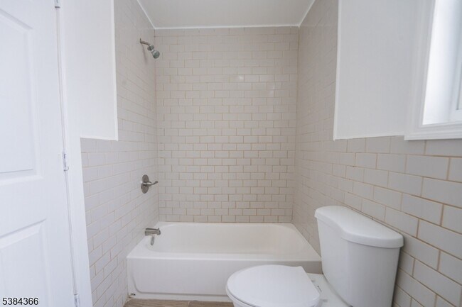 Photo - 296 N Clinton St