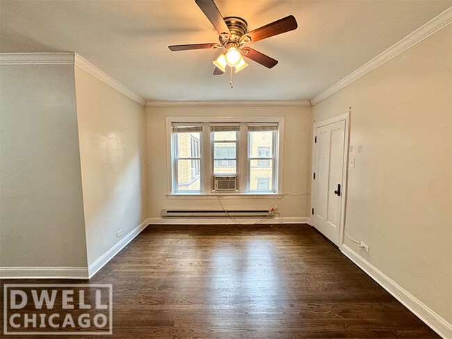 Photo - 3816 N Greenview Ave Unit 2