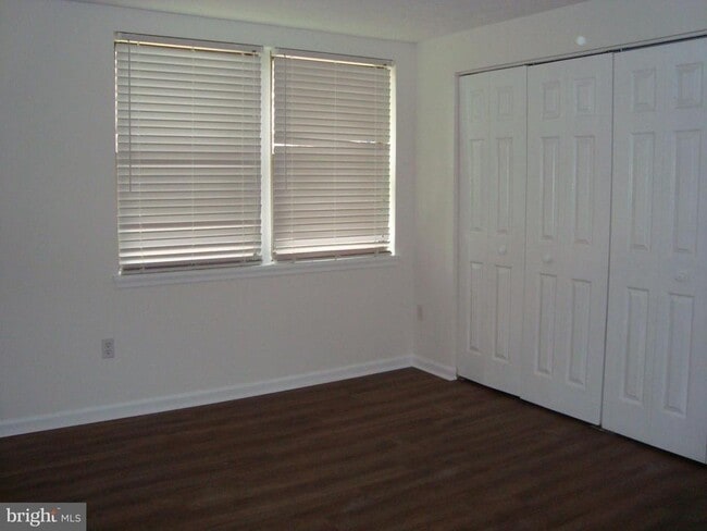 Photo - 18704 Caledonia Ct Unidad B