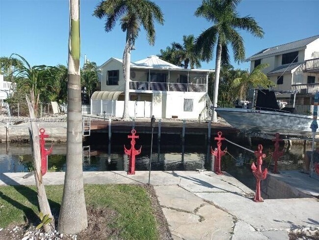 Building Photo - 3717 Palmetto St Rental