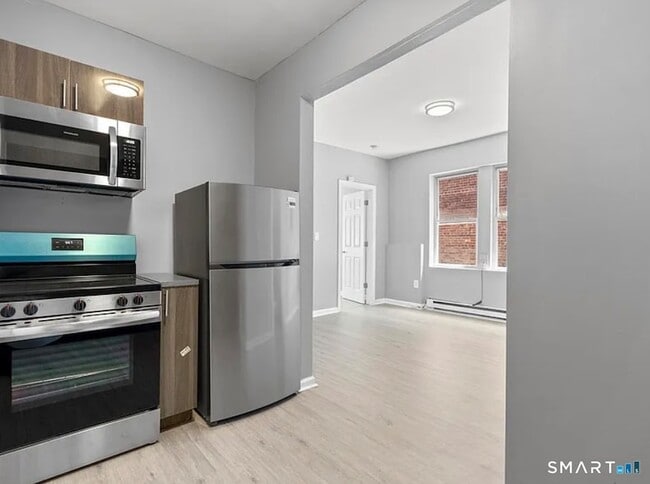 Photo - 31 Whittier St