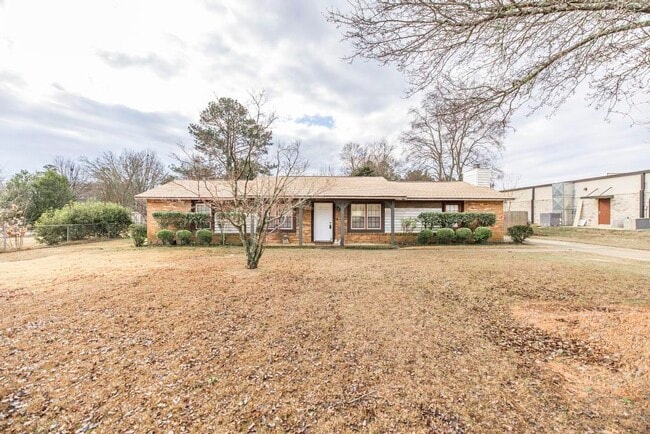 Photo - 609 Forest Lake Dr