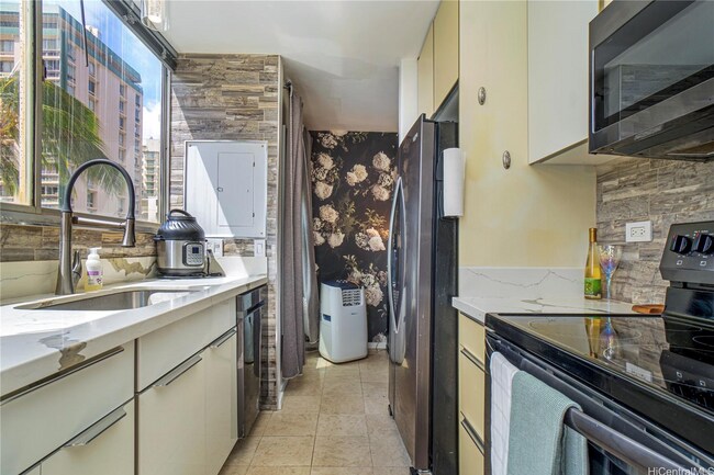 Photo - 444 Nhua St