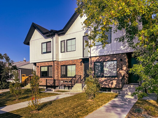 Building Photo - 9333-9149 Street Unit c. 9333 149 St. NW