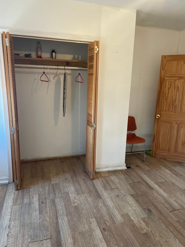 Building Photo - 2334 N 29th St Unit 1