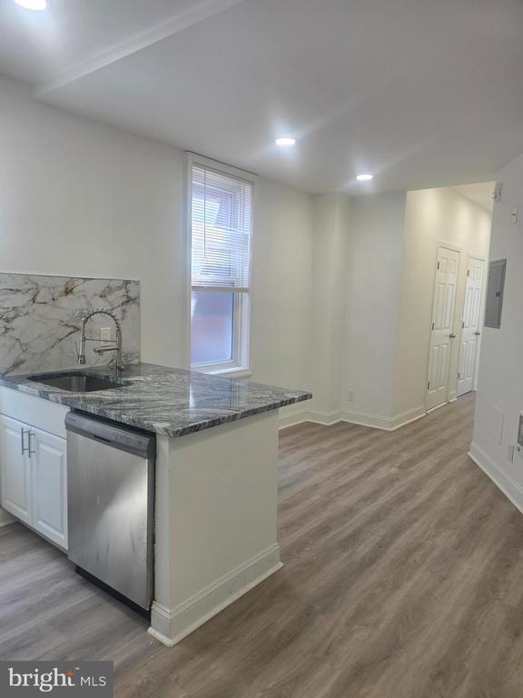 Building Photo - 2561 N 18th St