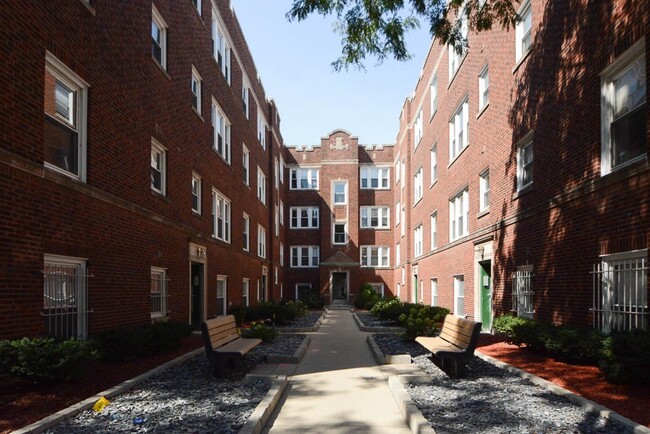 Photo - 3249 N Clifton Ave Condo Unit E4