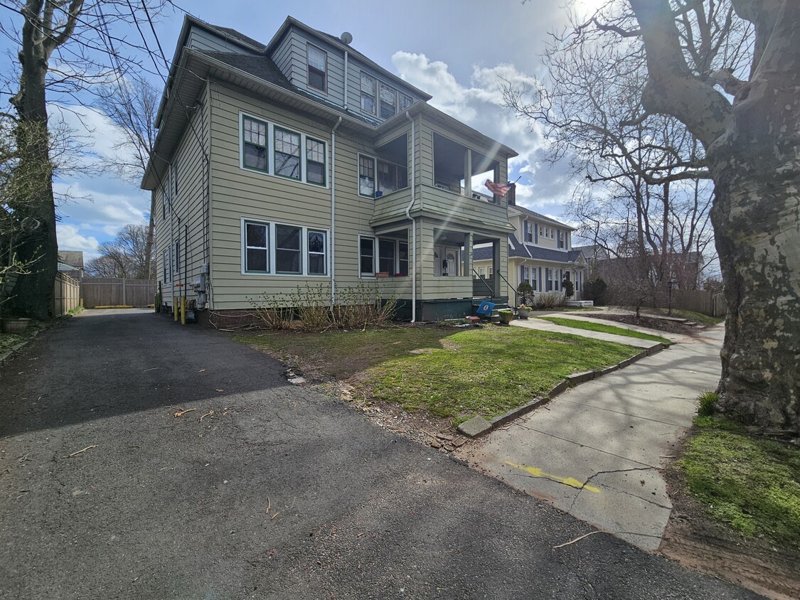 Photo - 106 Sea St (New Haven, CT)