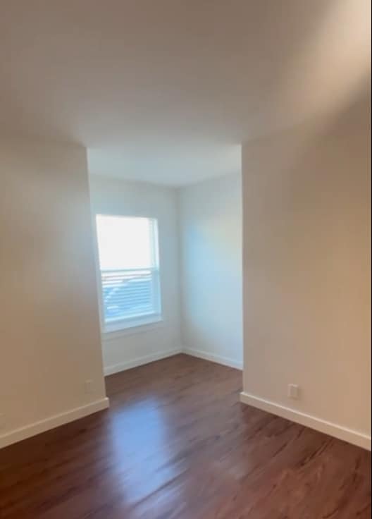 Photo - 228 Avenue F