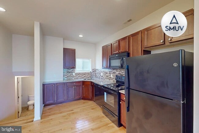 Building Photo - 226 N Carey St Unit 4(3) Rental