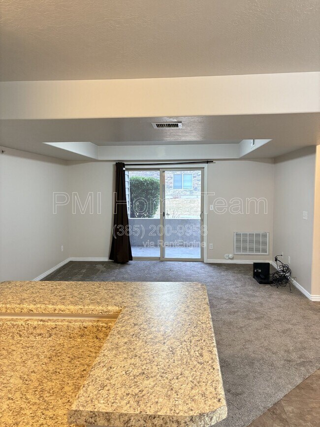 Photo - 2510 Charleston Ave Unit B1