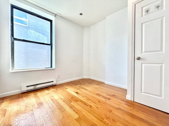 Photo - 953 Columbus Ave Unit 5N