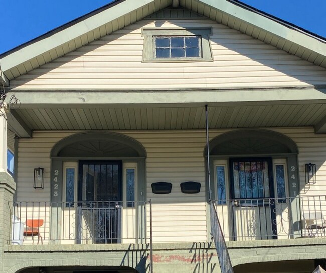 Photo - 2423 Franklin Ave Unidad 2423 Franklin Ave