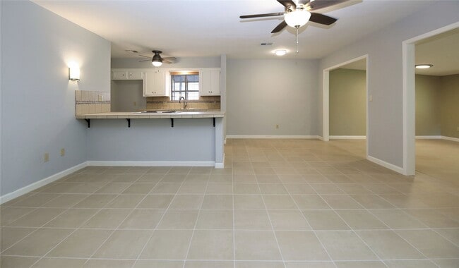 Photo - 2806 Bluebonnet St