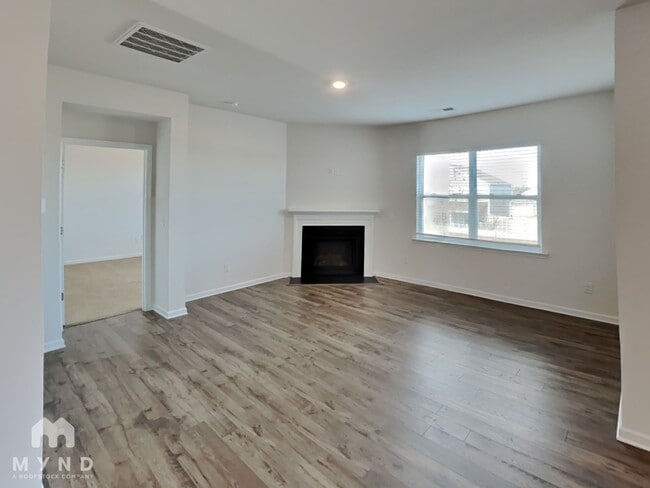 Photo - 10 Garden Hill Rd