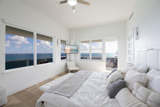 3725 S Ocean Dr Unit PH02