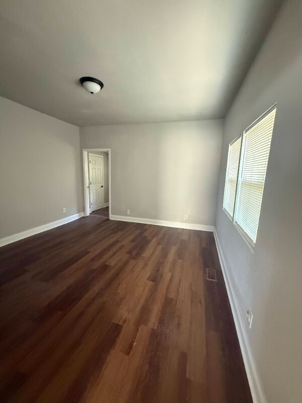 Photo - 4402 Immanuel St SW