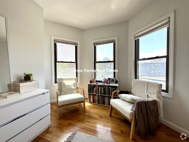 Building Photo - 918 Dorchester Ave Rental