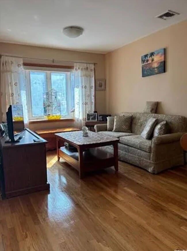 Photo - 29-44A 164th St Unit 1