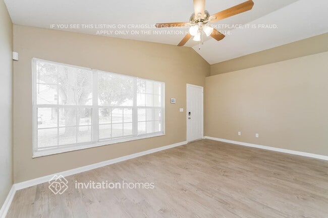 Photo - 341 Rollins Dr