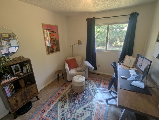Photo - 424 Morrow St