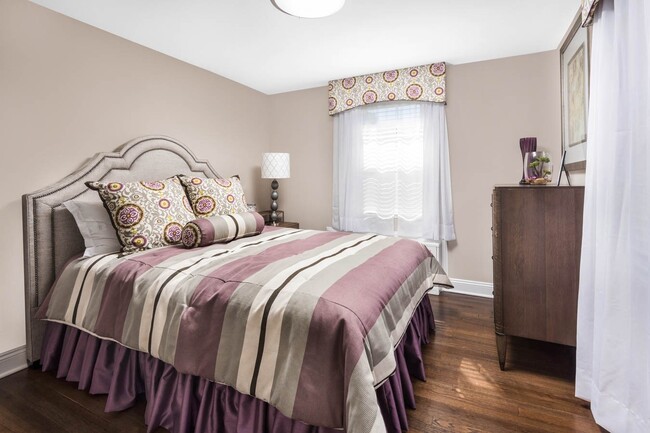 Photo - The Gardens At Wesmont Station